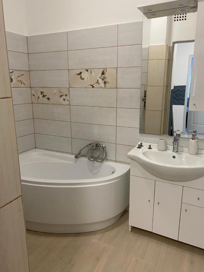 City Center Apartman Nagykanizsa Exterior foto